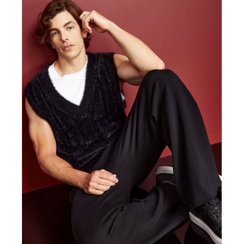 Royalty by Maluma Men's Relaxed Fit V Neck Sweater Vest Black Medium